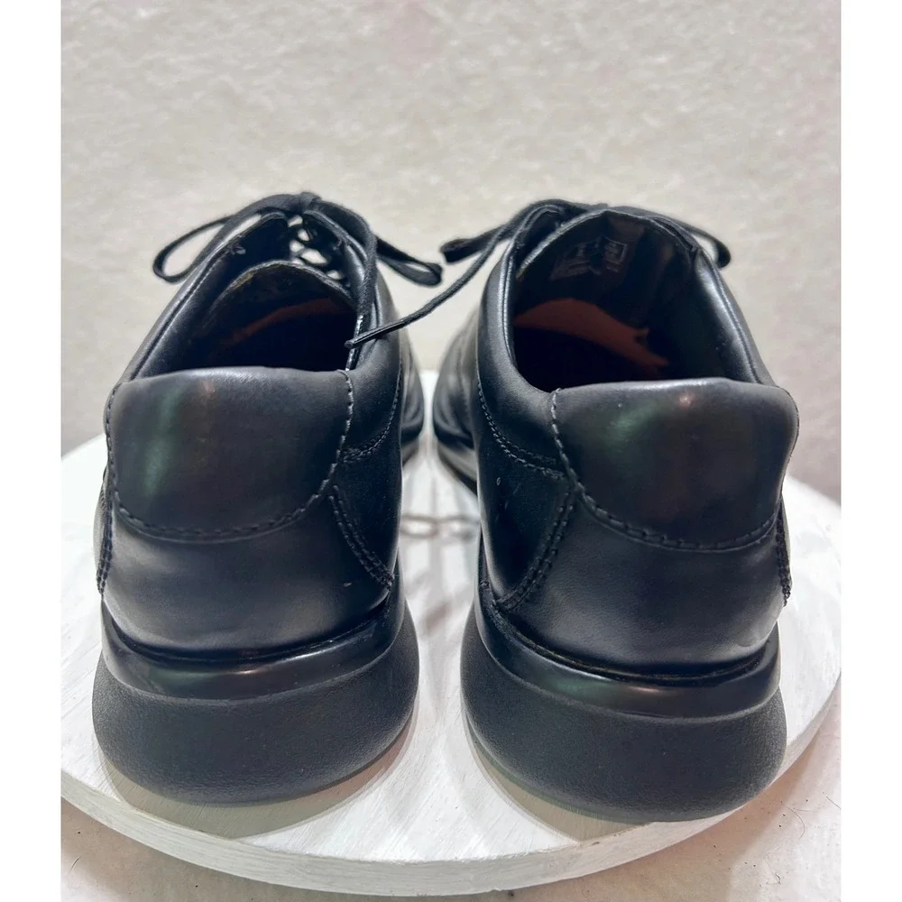 Clarks collection leather